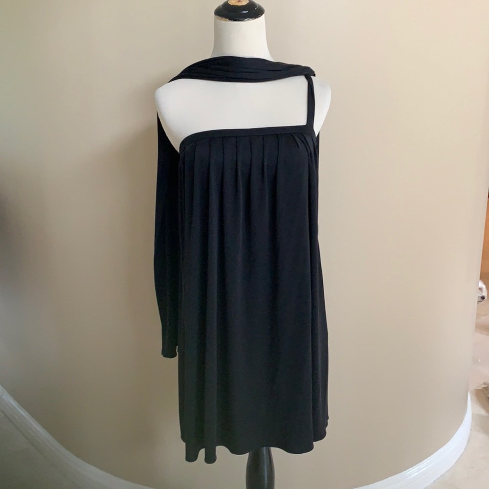 Elizabeth & James. Multiple LBD NWT  XS